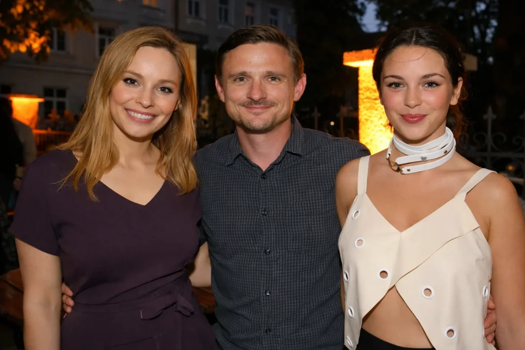 Nora Lukas: Porträt einer faszinierenden Persönlichkeit