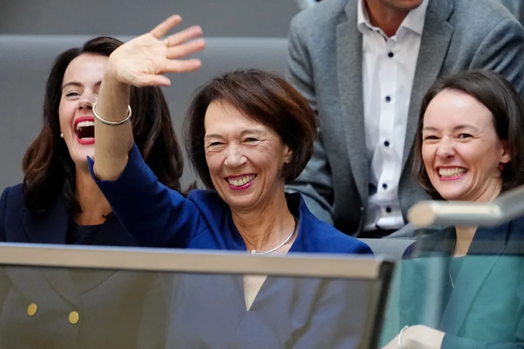 Carola Clüsener – Persönlichkeit, Werdegang und öffentliche Wahrnehmung Carola Clüsener – Persönlichkeit, Werdegang und öffentliche Wahrnehmung