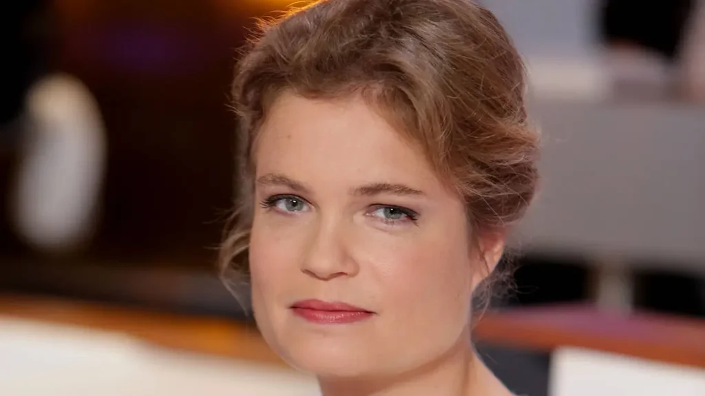 Sarah Biasini Tochter Anna – Einblick in Familie, Herkunft und Privatleben