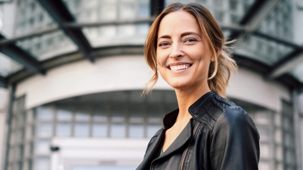 Anna Fleischhauer verheiratet? Ein umfassender Blick auf Privatleben, Karriere und Beziehung der beliebten Moderatorin