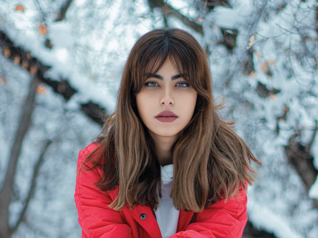 Curtain Bangs: Der ultimative Guide für den perfekten Trend-Look